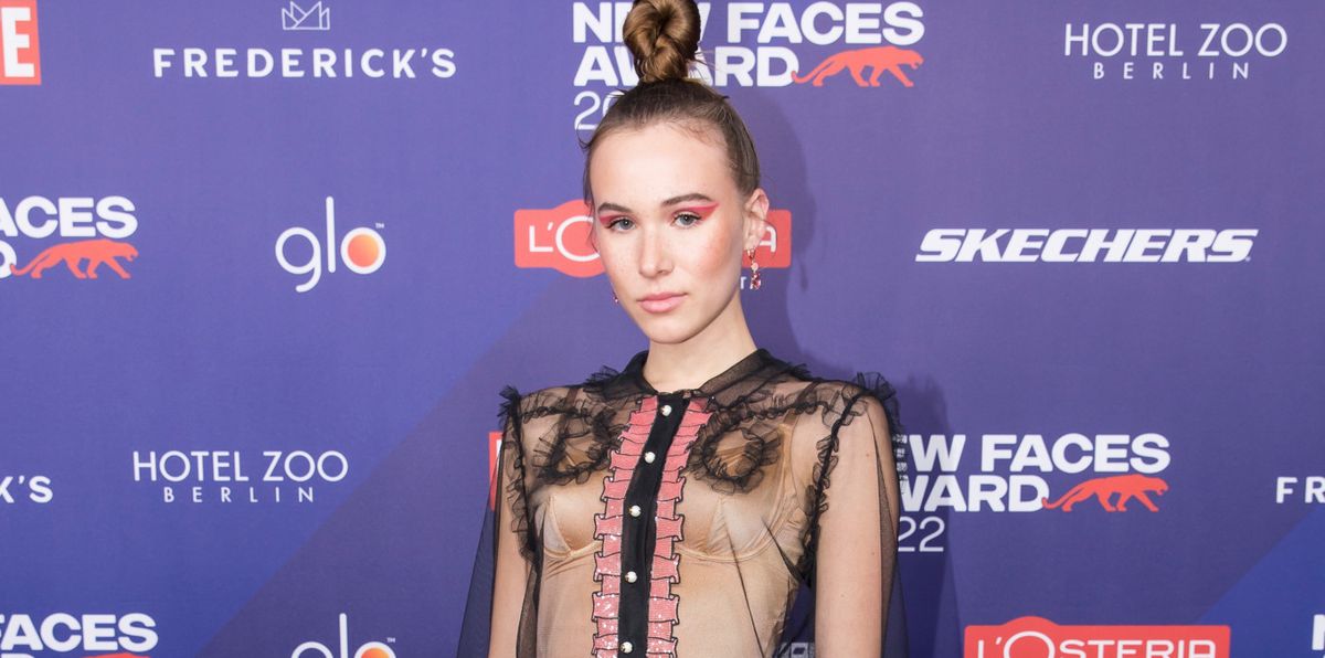 BERLIN, GERMANY - SEPTEMBER 08: Valentina Vapaux attends the Bunte New Faces Award Style at Fredericks Cafe & Bar on September 8, 2022 in Berlin, Germany. (Photo by Ben Kriemann/Getty Images)