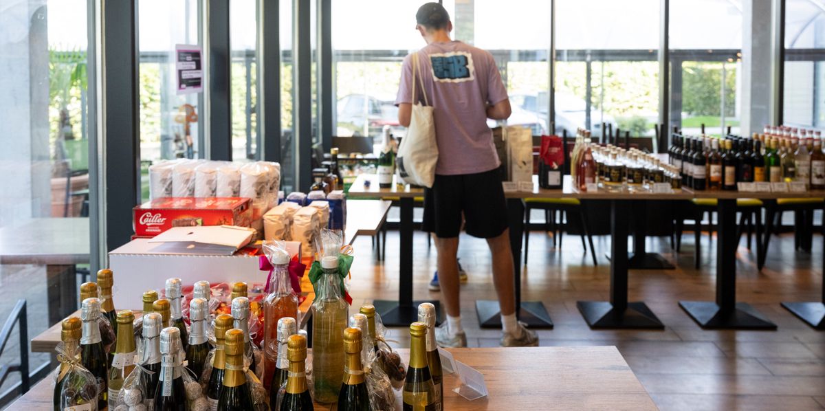 Abverkauf durch das Konkursamt bei Chrigu Beck Filiale Schlossblick am 08.09.2023 in Burgdorf. Foto: Raphael Moser / Tamedia AG