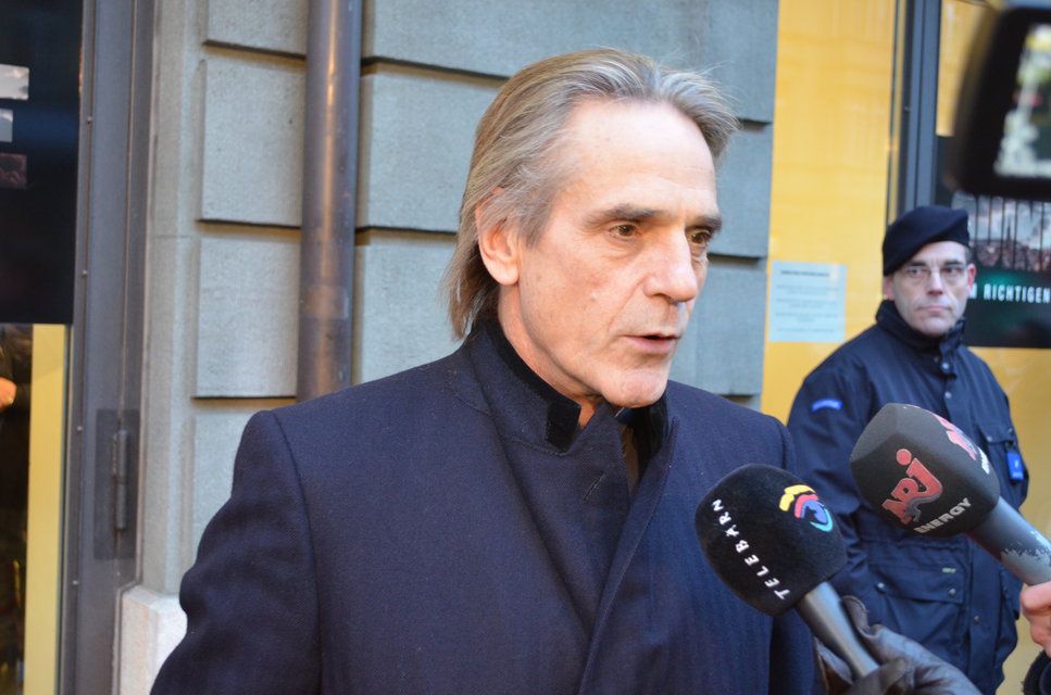 Der Star der Vorpremiere war der britische Schauspieler Jeremy Irons. 