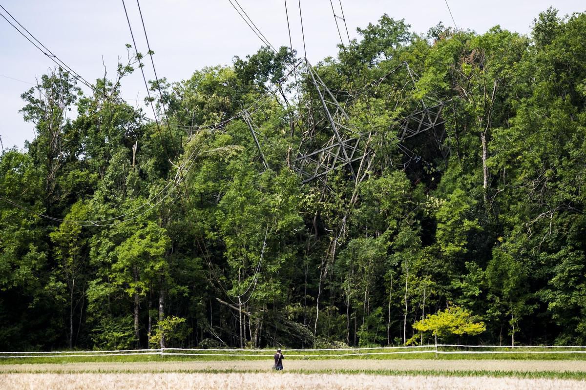 Sur le site de Deep Green Resistance, l’attaque de Gland est répertoriée dans la catégorie «bombing» (ndlr: attentat à la bombe) alors que l’enquête exclut tout usage d’explosif.