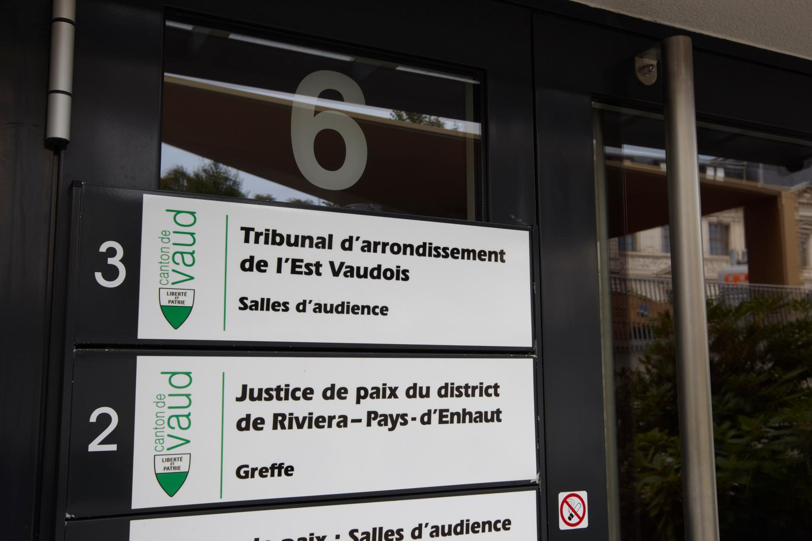 La première procureure de l’Est vaudois a condamné les deux éducatrices à des peines pécuniaires avec sursis. Elles seront rejugées jeudi 8 septembre au Tribunal de Vevey.