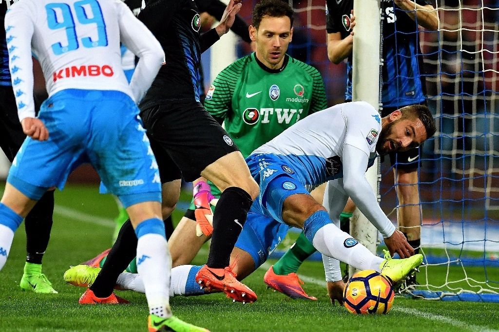 Napoli à 12 points de la Juventus