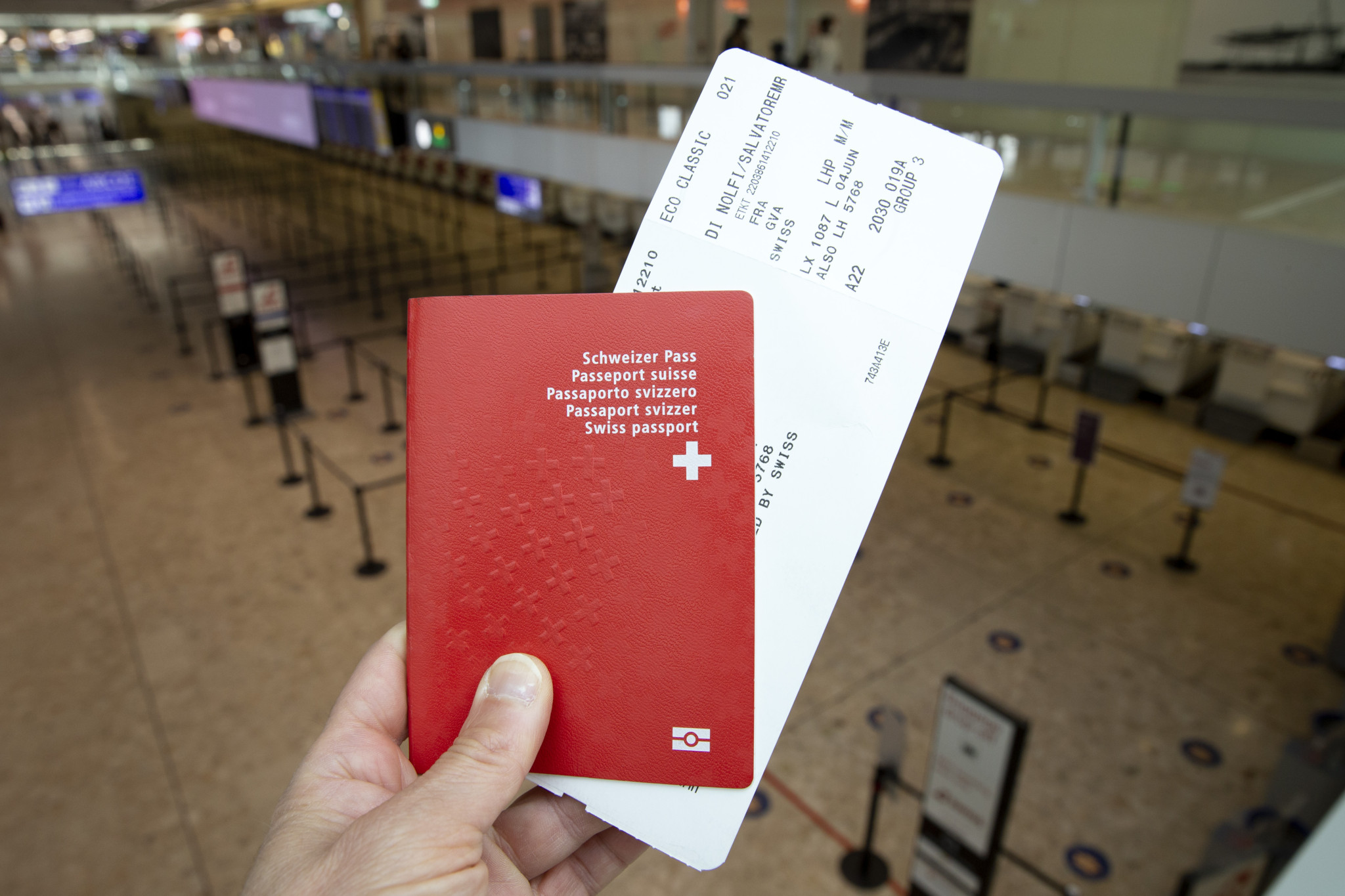 Entrée sans visa préalable: Le passeport suisse hors du top 5 des documents les plus puissants du monde