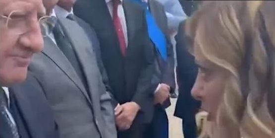 «Gestatten, ich bin das A… namens Meloni»