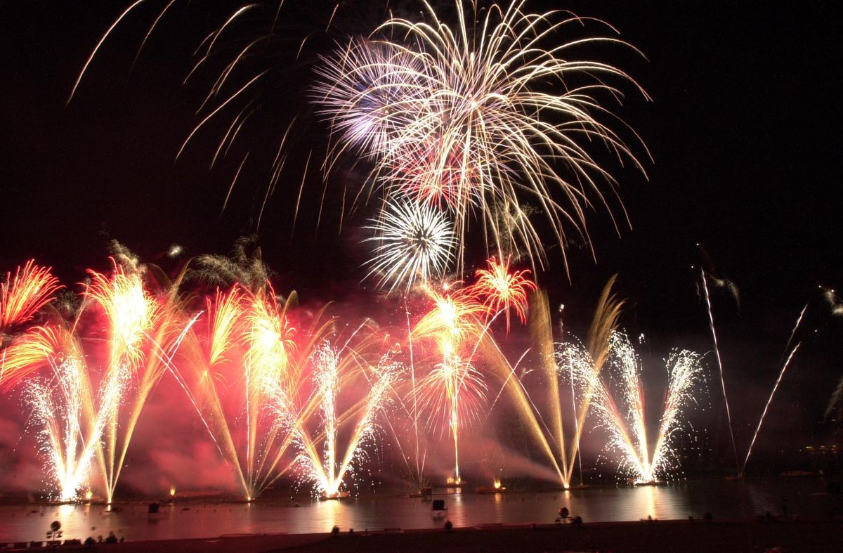 L’édition 2023 de la Fête du lac d’Annecy, elle, aura lieu le samedi 5 août dès 22 h 00 et durera septante minutes (ici, une photo de l’une des années précédentes). 