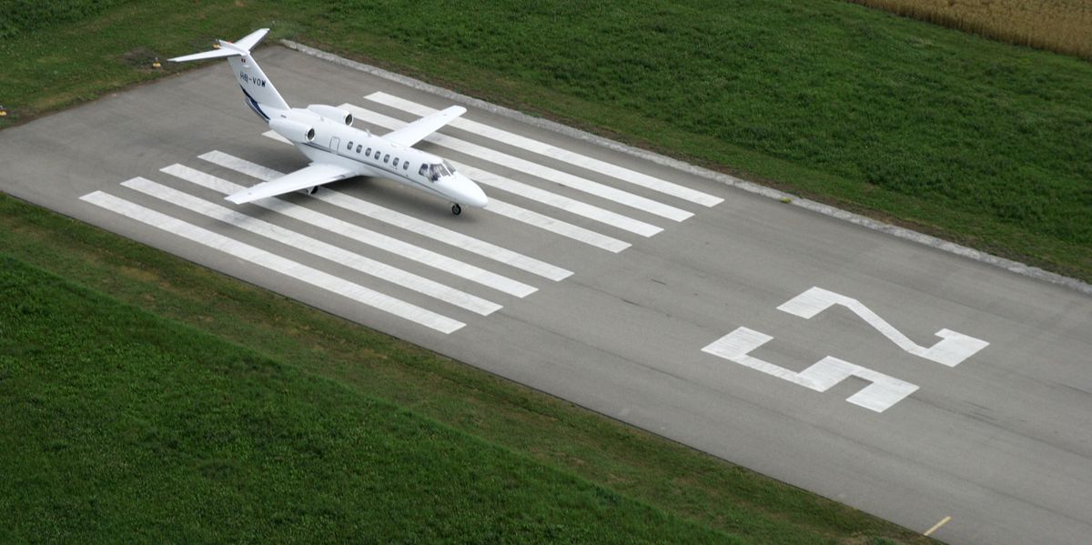 L-cke-im-Schweizer-Grenzschutz-Regionalflugpl-tze-lassen-Passagiere-ohne-Sicherheitskontrolle-einreisen