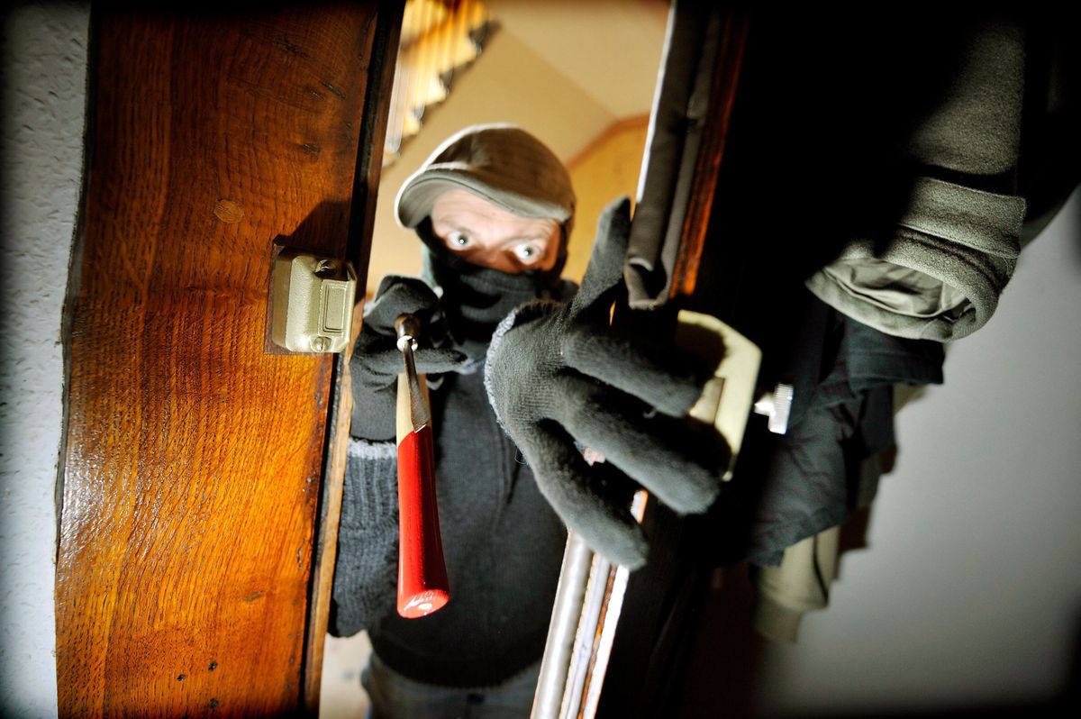 Logement et sécurité Faites échec aux cambrioleurs 24 heures