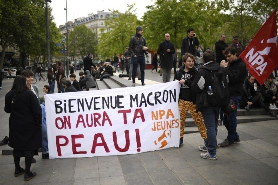 Des manifestations anti-Macron ont eu lieu à Paris lundi, à l'appel du collectif «Front social» et des syndicats. (Lundi 8 mai 2017) Des manifestations anti-Macron ont eu lieu à Paris lundi, à l'appel du collectif «Front social» et des syndicats. (Lundi 8 mai 2017)