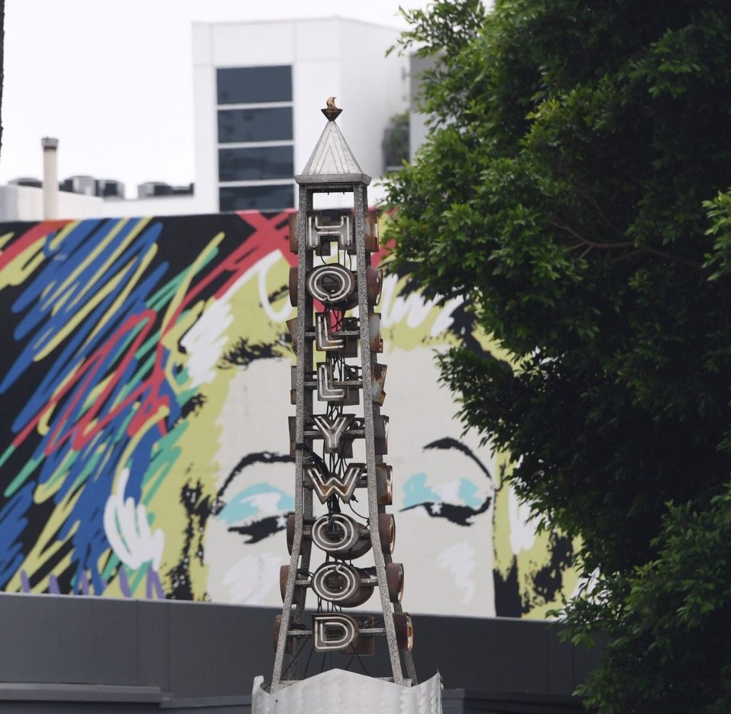 Après l'étoile de Trump, il s'en prend à Marilyn