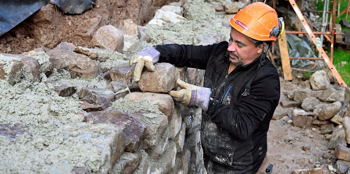 La TourdePeilz une muraille ressuscitée avec des techniques