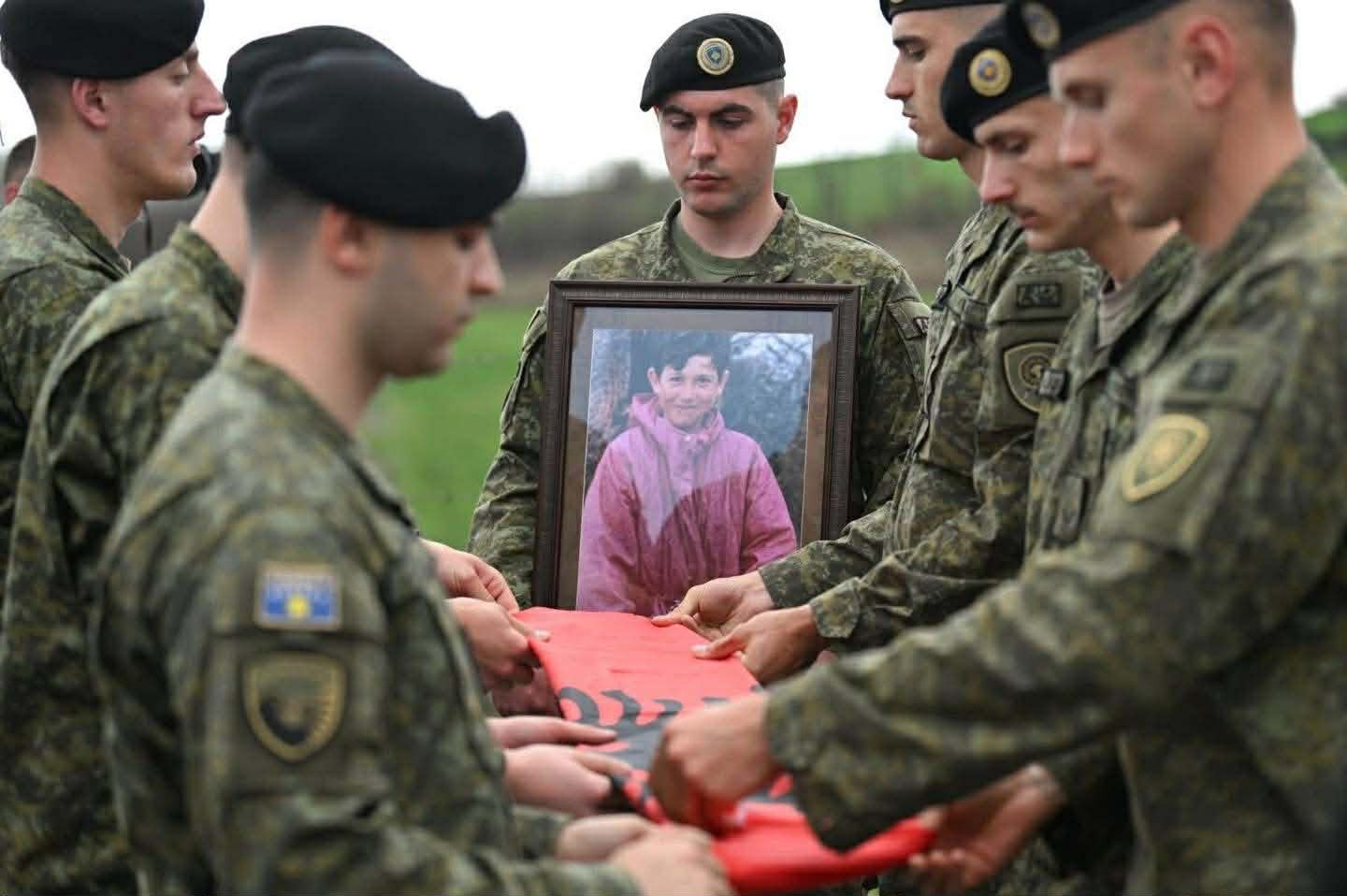 Kriegsverbrechen in Kosovo: Ein Kind kehrt heim – und wird nach 27 Jahren endlich beigesetzt