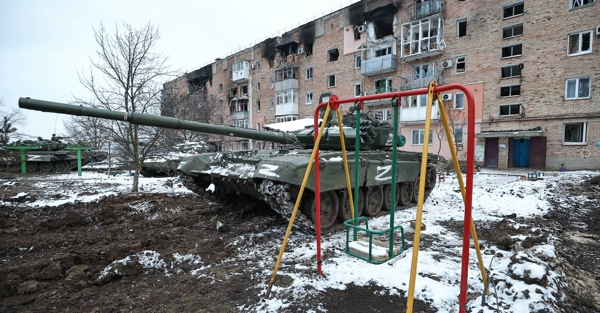 ... und der T-72, hier im Oblast Donezk, die offenbar nur teilweise modernisiert wurden.