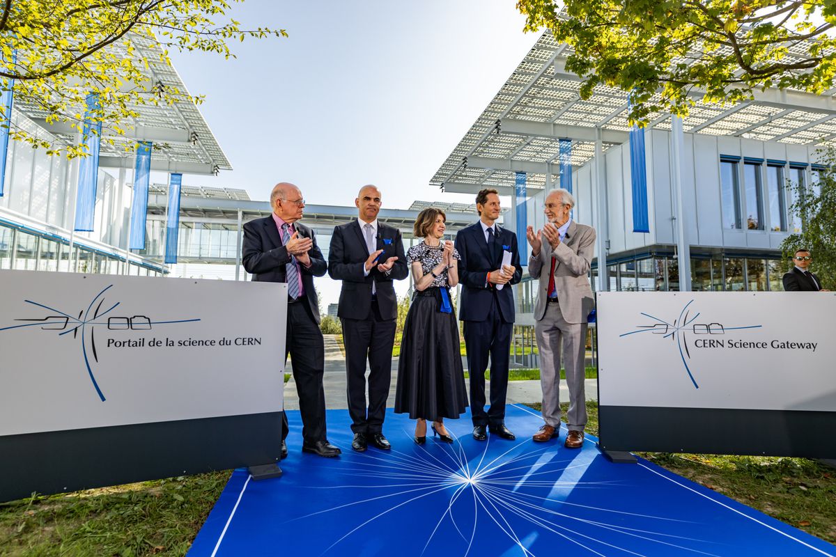 Inauguration à Genève: Le Portail de la science est «un vaisseau ...