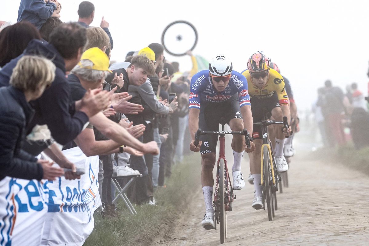 Carte Officielle Paris-Roubaix 2023 – Vainqueur Mathieu Van Der Poel