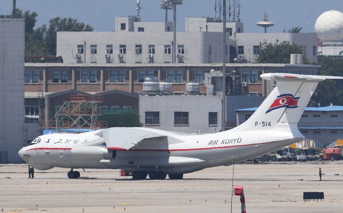 Un vol Air Koryo, initialement attendu à Pékin ce lundi matin, a inopinément été annoncé comme «annulé» deux heures après son heure d’arrivée supposée, a constaté l’AFP.
