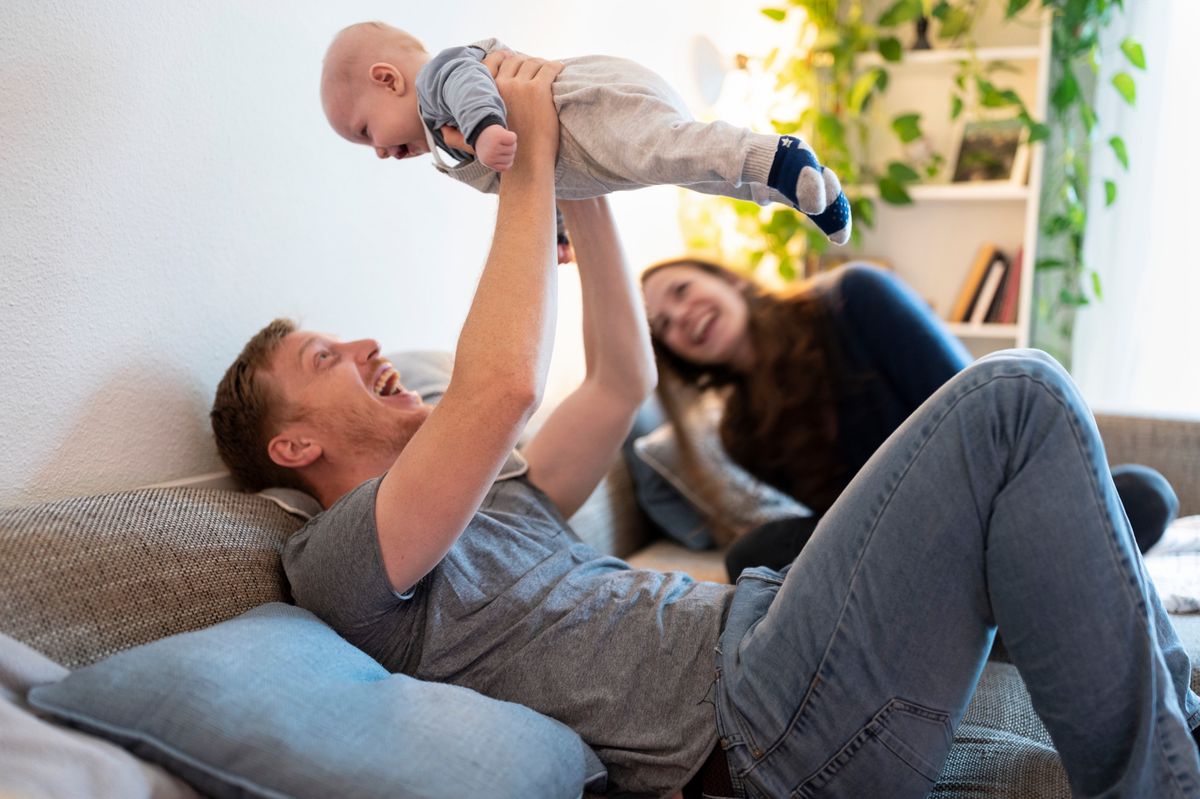 Les enfants sont les futurs cotisants de l’AVS. Cependant, le taux de natalité est en baisse.