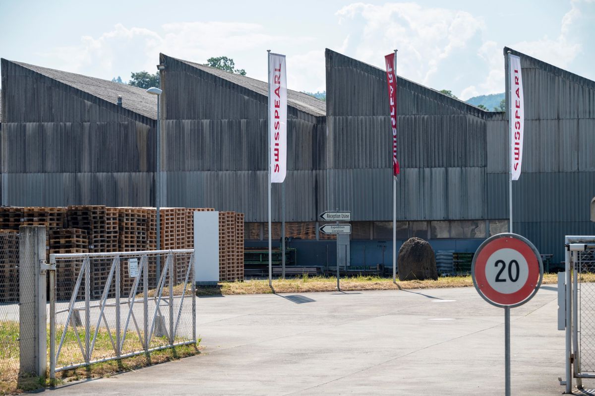 L’usine Eternit avait ouvert ses portes en 1957 à Payerne, la commune lui ayant cédé gratuitement onze poses sur un terrain situé à la Boverie, au sud-ouest de la ville.