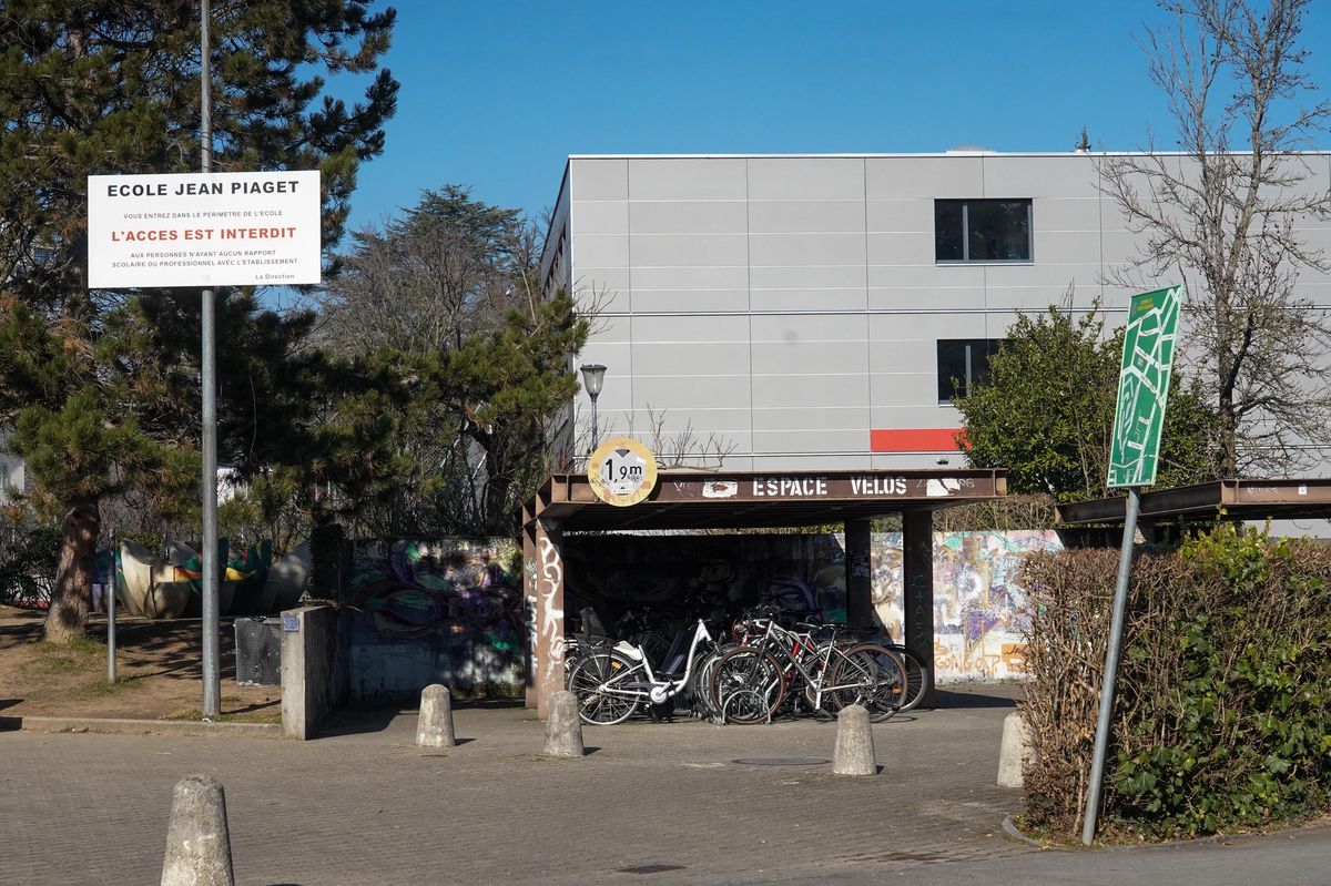 CHENE-BOUGERIES, le 14/02/2023 - L'École de Culture Générale Jean Piaget à Chêne-Bougeries. Chemin Grange-Falquet 17.