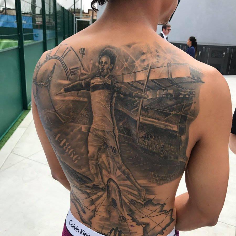 Tatouage Dos Football: Leroy Sané déteste son tatouage - 20 minutes