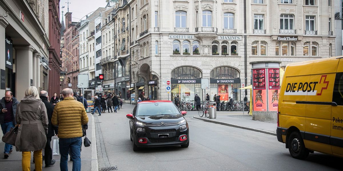 Basel: Break-in at a telecommunications store on the market square