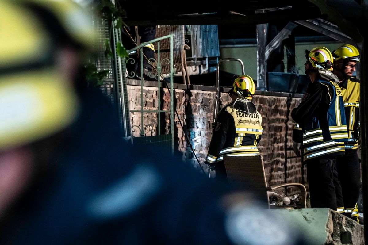 The fire department dispatched a large number of personnel to the scene. 