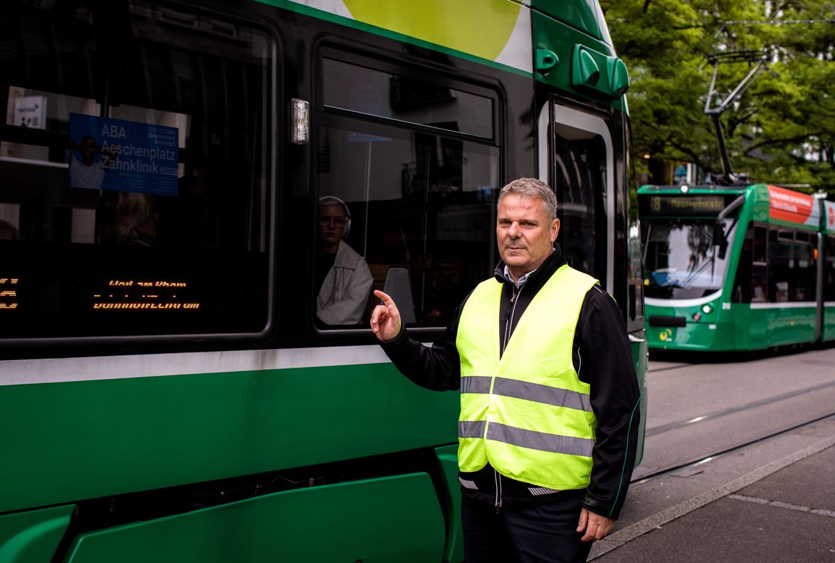 Vincenzo Fidale, BVB Careteam, fotografiert am Klaraplatz Basel. Fotos kostas maros, am 31.5.24