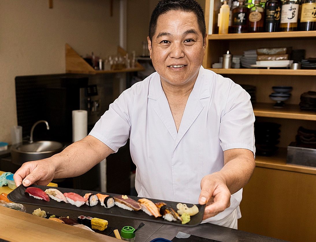 Portrait du chef Hinghi Machida, le mardi 5 septembre 2023, au Restaurant Kozan, a Geneve (Bastien Gallay / Tamedia)