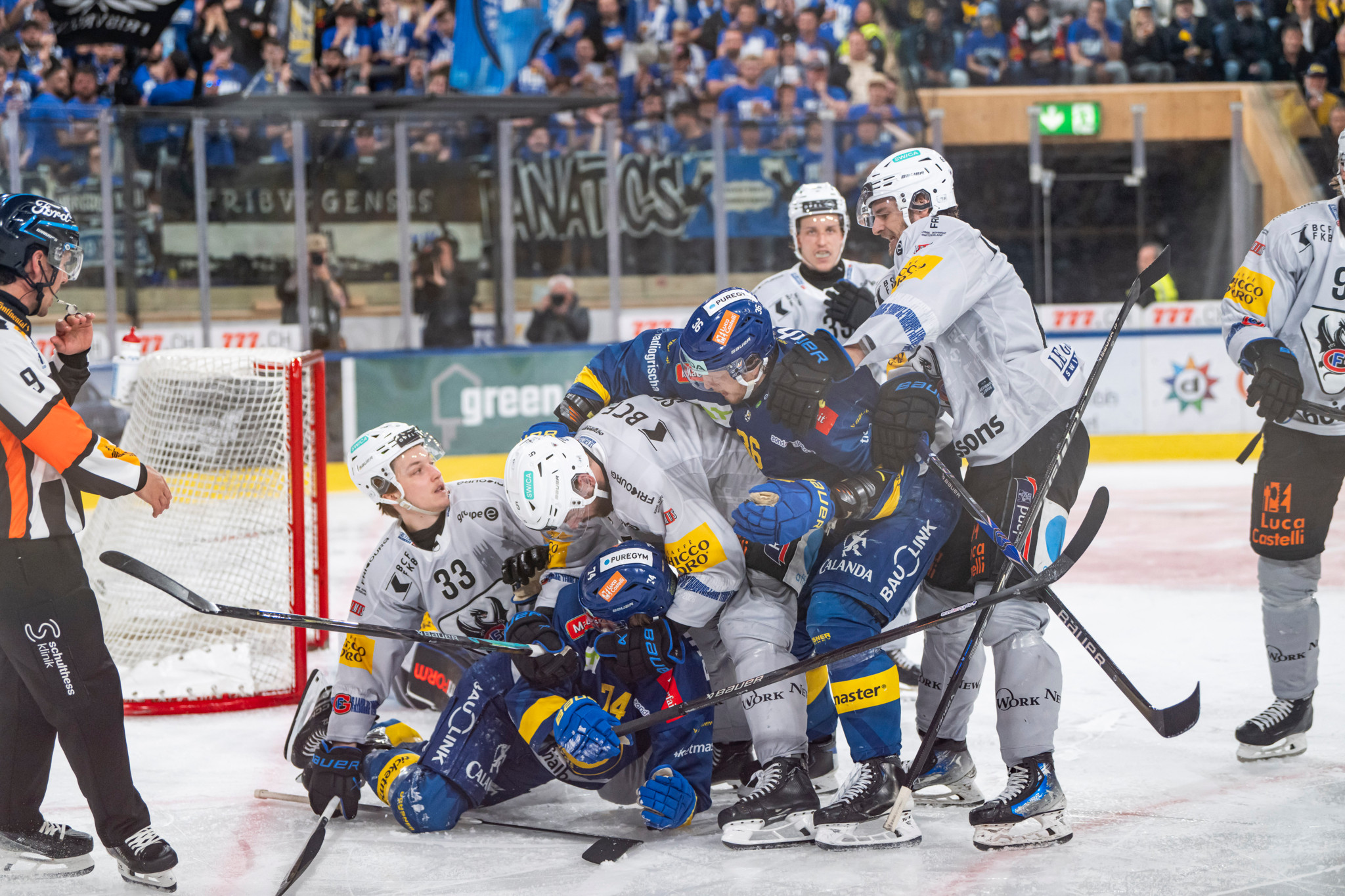 3:2-Sieg nach Verlängerung: Ein 40-Jähriger schiesst Gottéron ins späte Glück