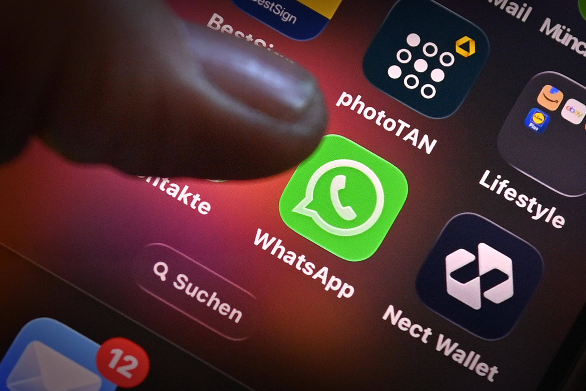 Zwangsmassnahme der EU: Whatsapp muss andere KI-An
