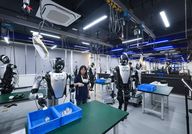 Künstliche Intelligenz: Warum Marxisten in Chinas Roboterfabriken die Abschaffung des Kapitalismus sehen