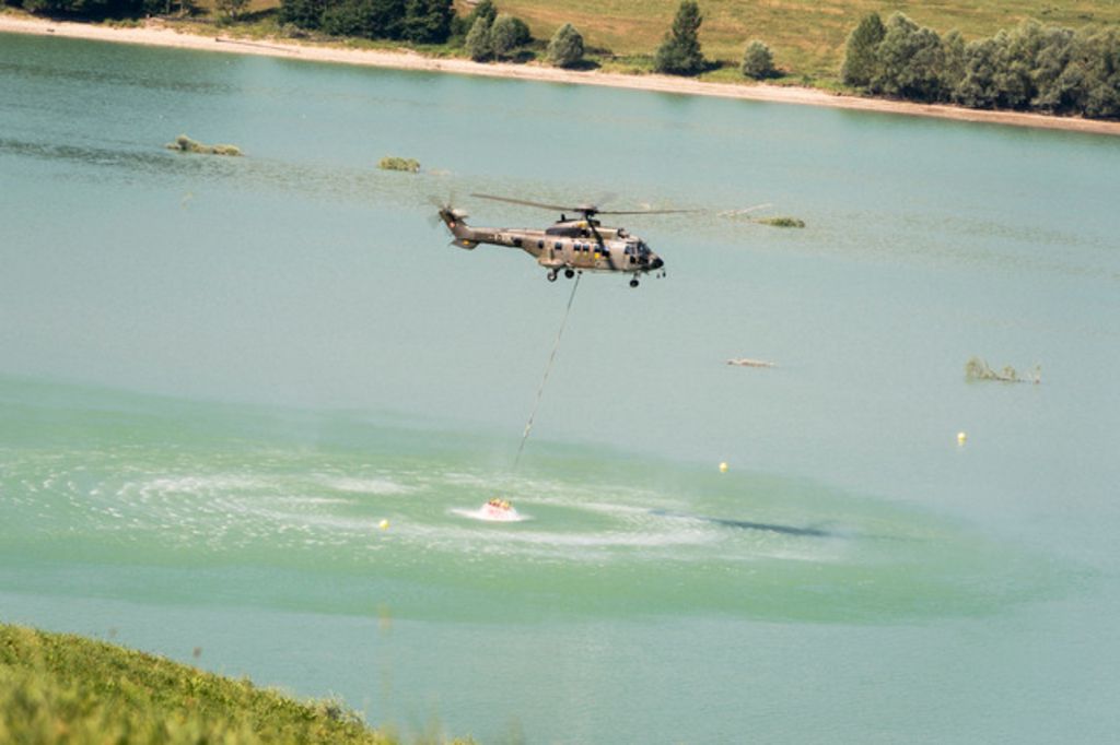 Deux lacs fribourgeois partiellement bouclés