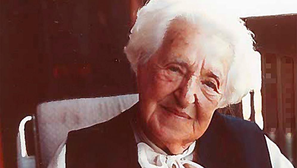 Alice Urbach 