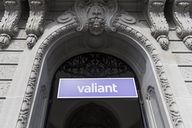 FuW-Analyse zu den Quartalszahlen: Valiant-CEO feiert «erfolgreichen Start» – die Börse sieht es anders