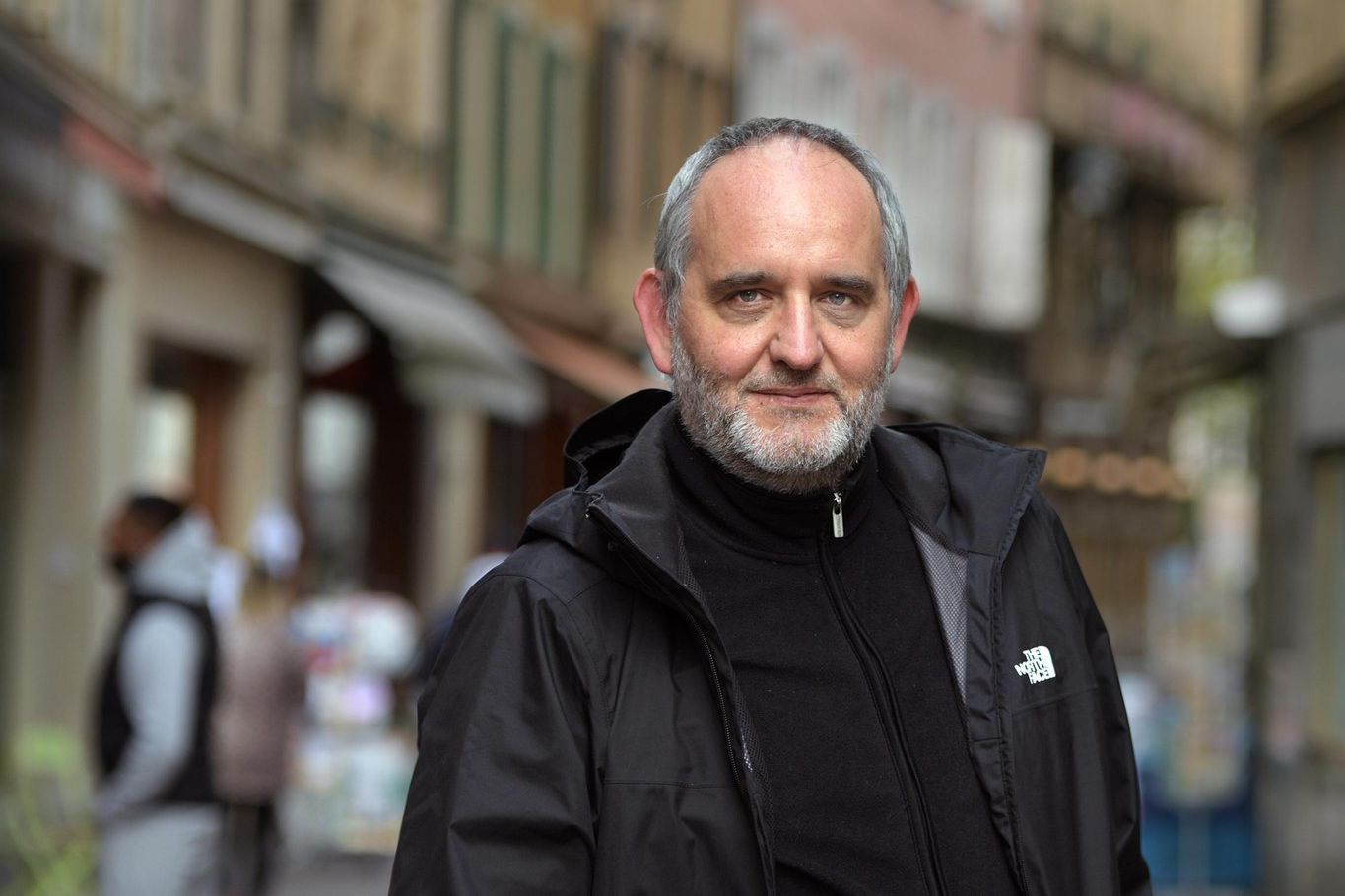 Yvan Luccarini à Vevey, le 6 avril 2021, envisage sa candidature au poste de syndic comme élu municipal de la gauche radicale.