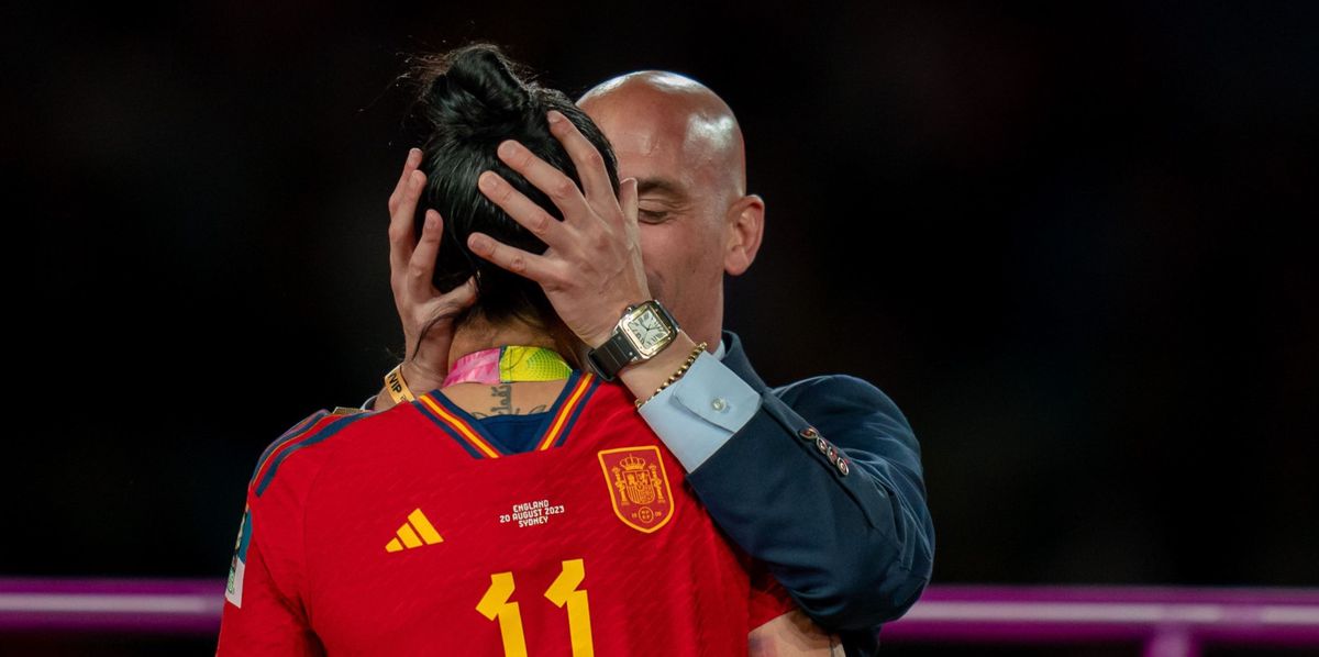 Geküsste Weltmeisterin fordert «exemplarische Massnahmen»