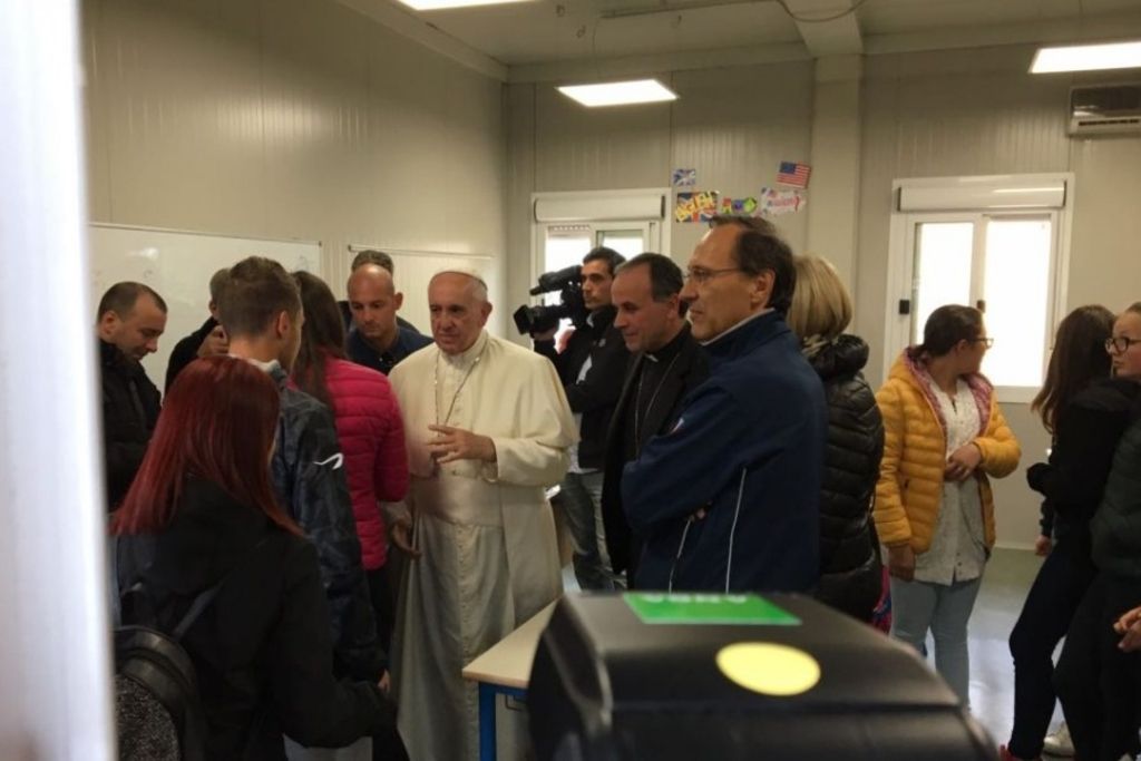 Le pape rend visite aux enfants d'Amatrice
