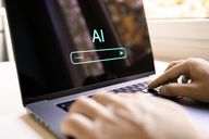 Paradoxon der Produktivität: Warum Unternehmen durch KI nicht automatisch effizienter werden