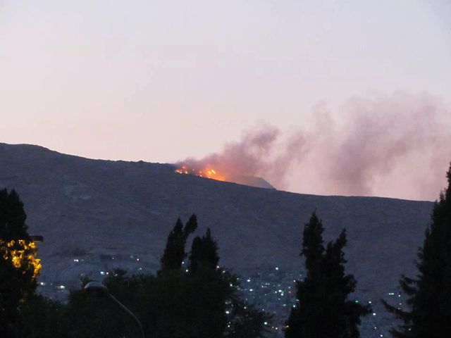 La peur s'installe à Damas où des milliers de personnes fuient les violents combats.