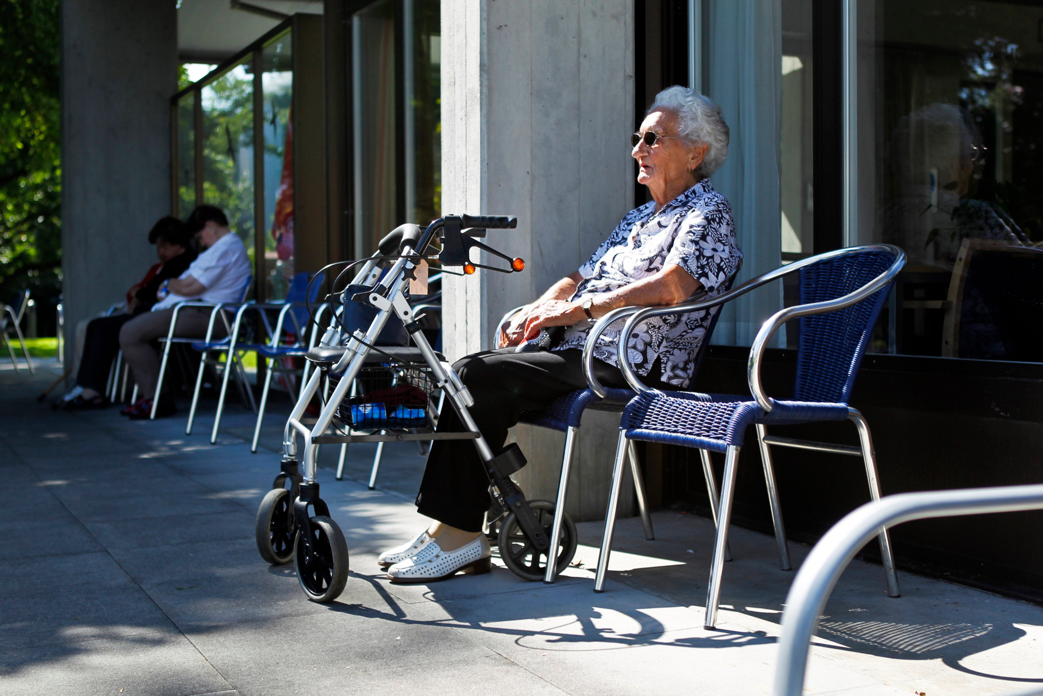 Lukratives Geschäft mit Senioren: Der Schweiz fehlen bald Hunderte  Heime – ausgerechnet jetzt platzt ein Deal