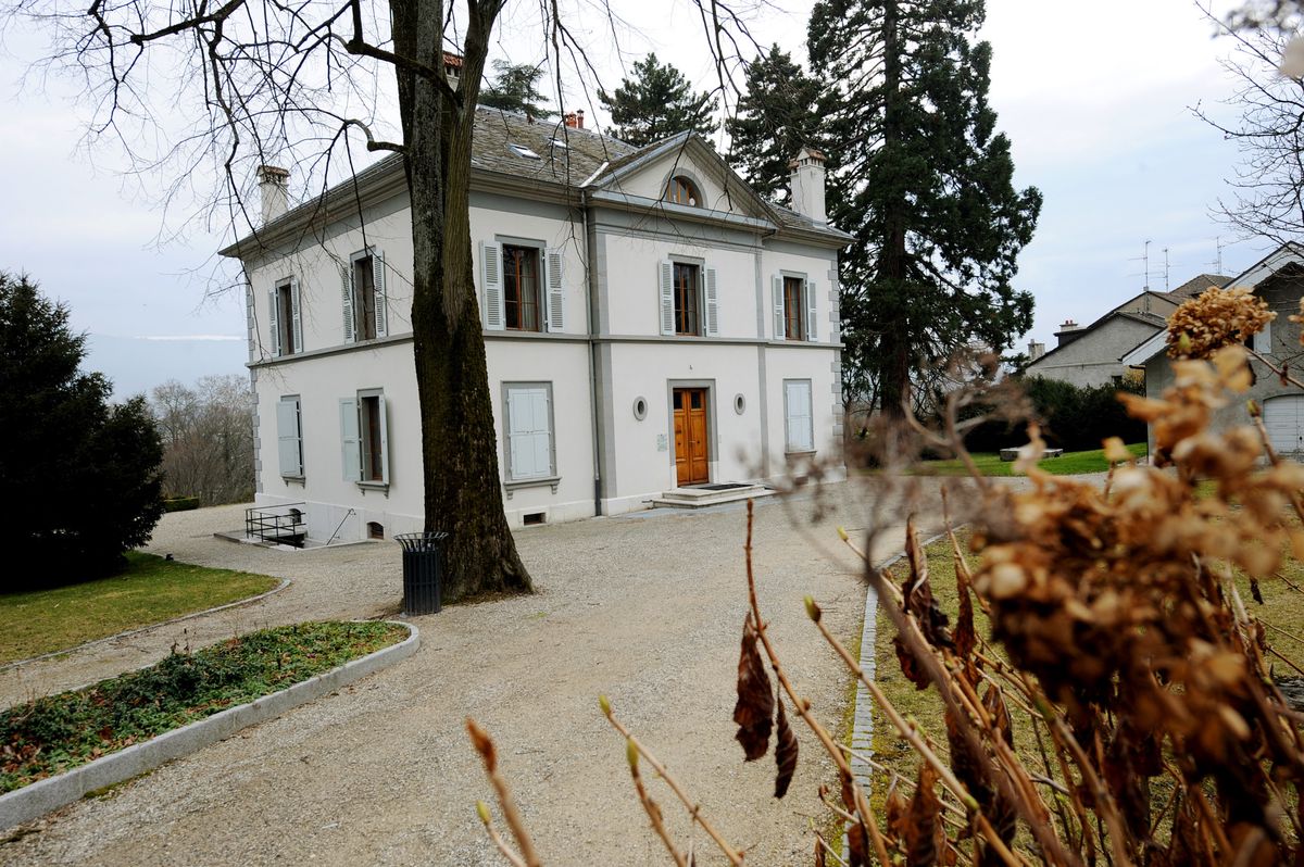 Geneve,le 22 Fevrier 2011. Confignon. La mairie.PHOTO: Laurent Guiraud.