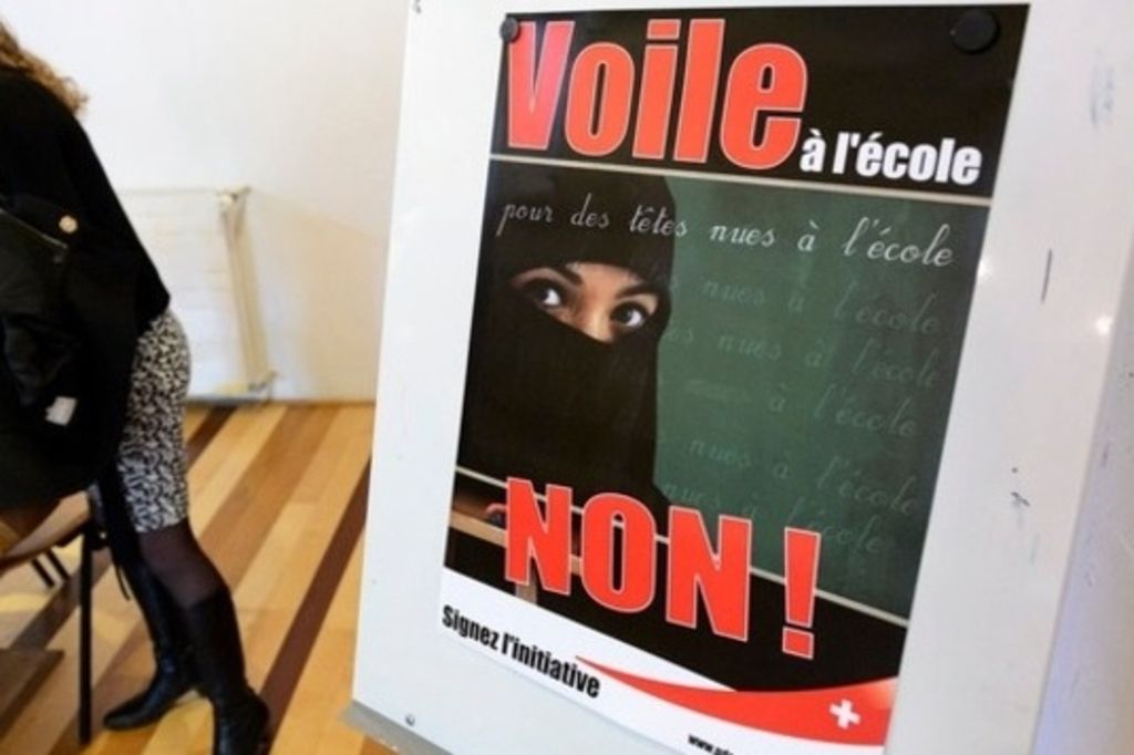 Le TF balaie l'initiative anti-foulard dans les écoles