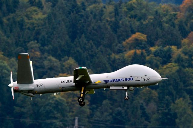 Heisse Debatte im Parlament: Eine Aufklärungsdrohne des Typs Hermes 900 HFE. (8. Oktober 2012)