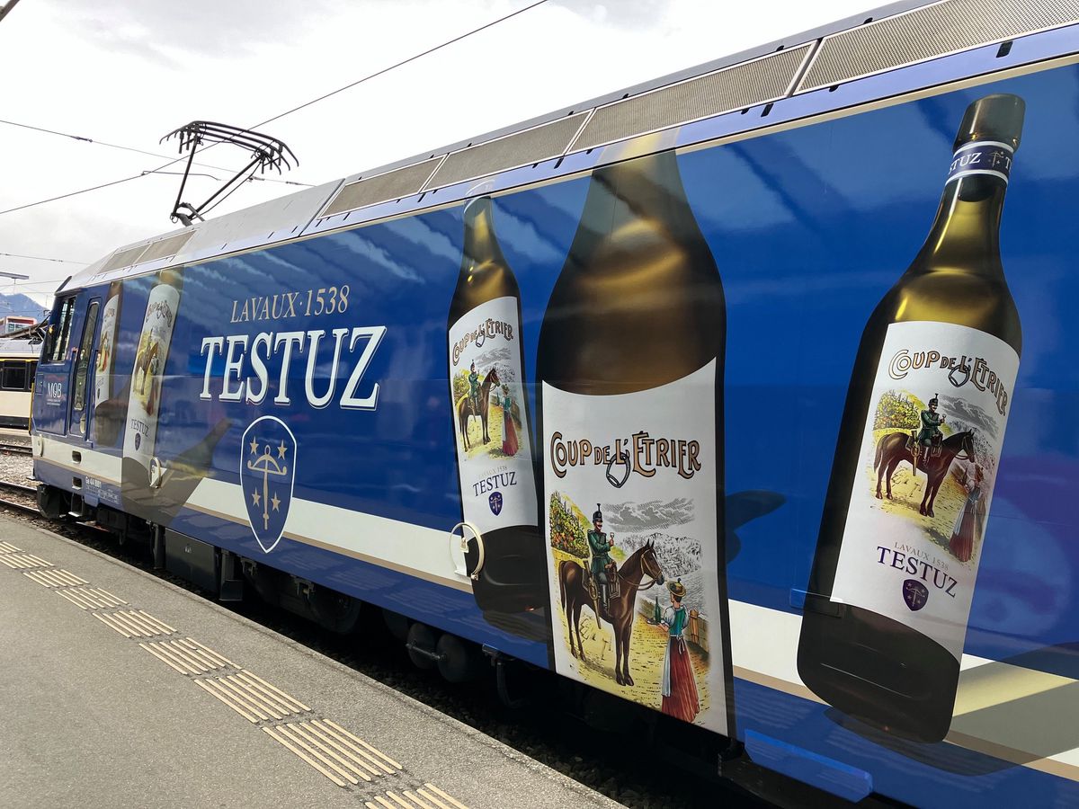 La livrée sera parée du bleu Testuz durant trois ans, renouvelables.