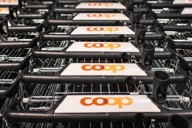En Suisse, la conjoncture morose n'est pas non plus bonne pour le climat de consommation. En France, où Coop est présent dans le commerce de gros avec Transgourmet, le groupe ressent les conséquences des attentats.