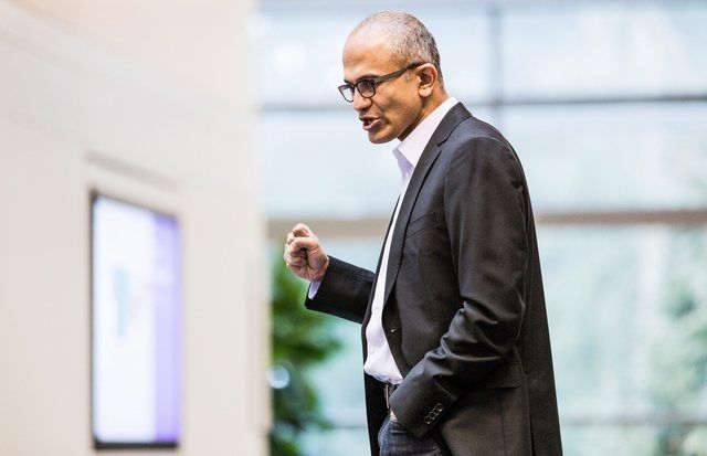 Satya Nadella a été nommé directeur général de Microsoft.