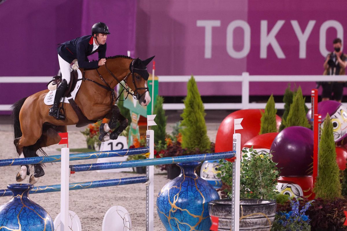 JO de Tokyo Ce sumo prêt à bondir effraie les chevaux Le Matin
