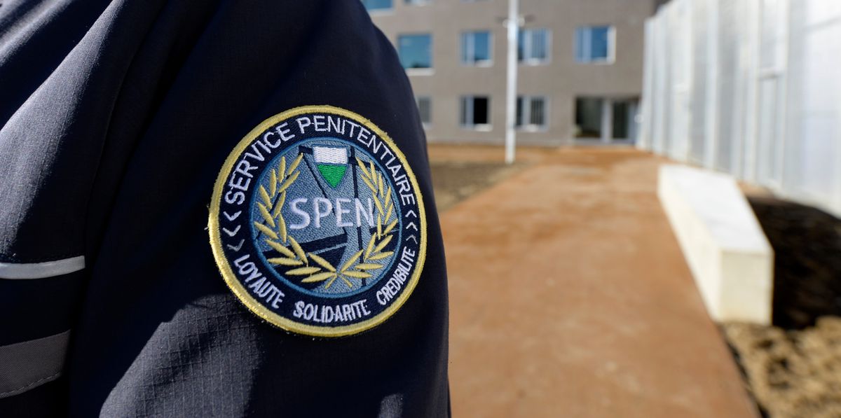 Le SPEN explique que le but de la réforme du recrutement est d’identifier les candidats qui sont «susceptibles de promouvoir les valeurs du service que sont la loyauté, la solidarité et la crédibilité».