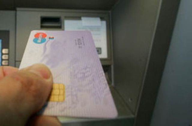 Transactions facturées à double remboursées