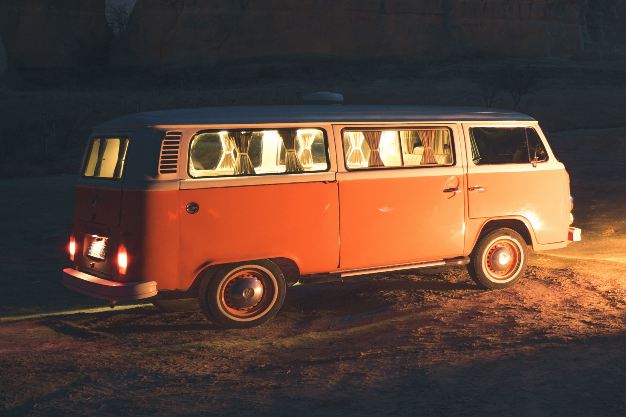 Im Naturschutzgebiet erwischt: Berner schläft auf Parkplatz im VW-Bus – und muss dafür 350 Franken bezahlen