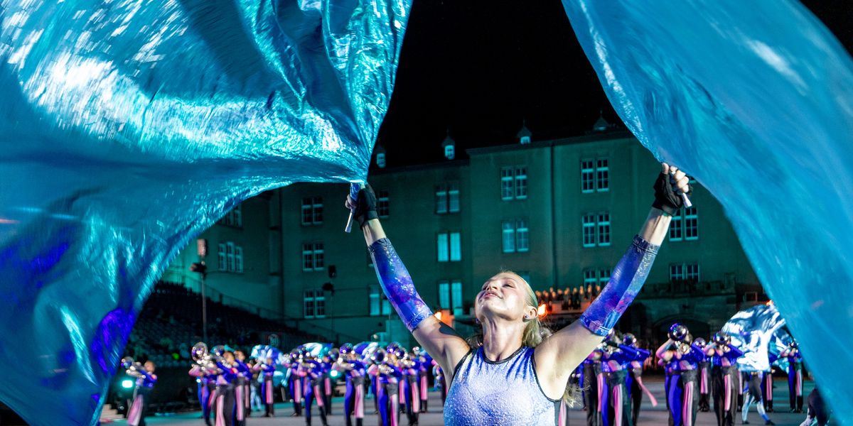 Die-Blue-Devils-am-Basel-Tattoo-2026-Das-ist-Showbusiness-Mann-